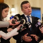 Țară praf: Guvernul și-a băgat picioarele-n apă rece