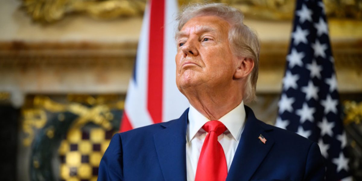 Republican: Trump încalcă legea prin acordul cu Rusia pentru motorină