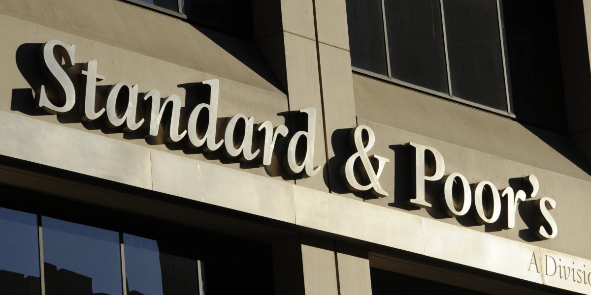 România, test S&P. Nazare-ncrezător, dar politica apasă
