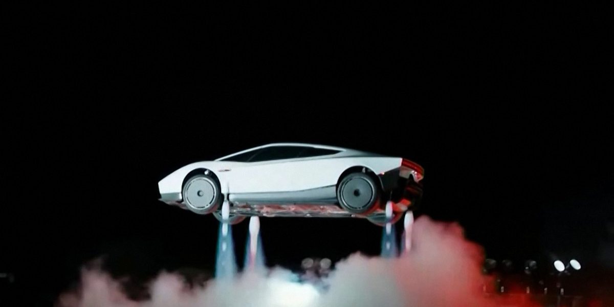 Musk arată lumii prima mașină zburătoare Tesla