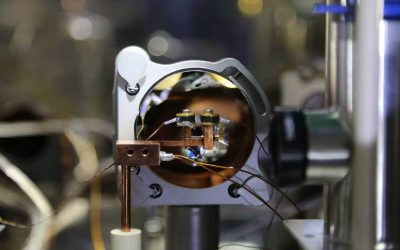 Viena și Beijing: Primul ceas atomic, revoluție științifică simultană