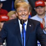 Trump vrea să redenumească oceanele. Ce mai urmează