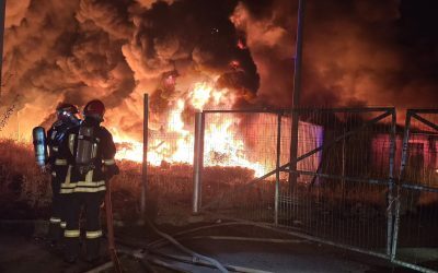 Incendiu la centru de gunoi, RO-Alert emis în zonă