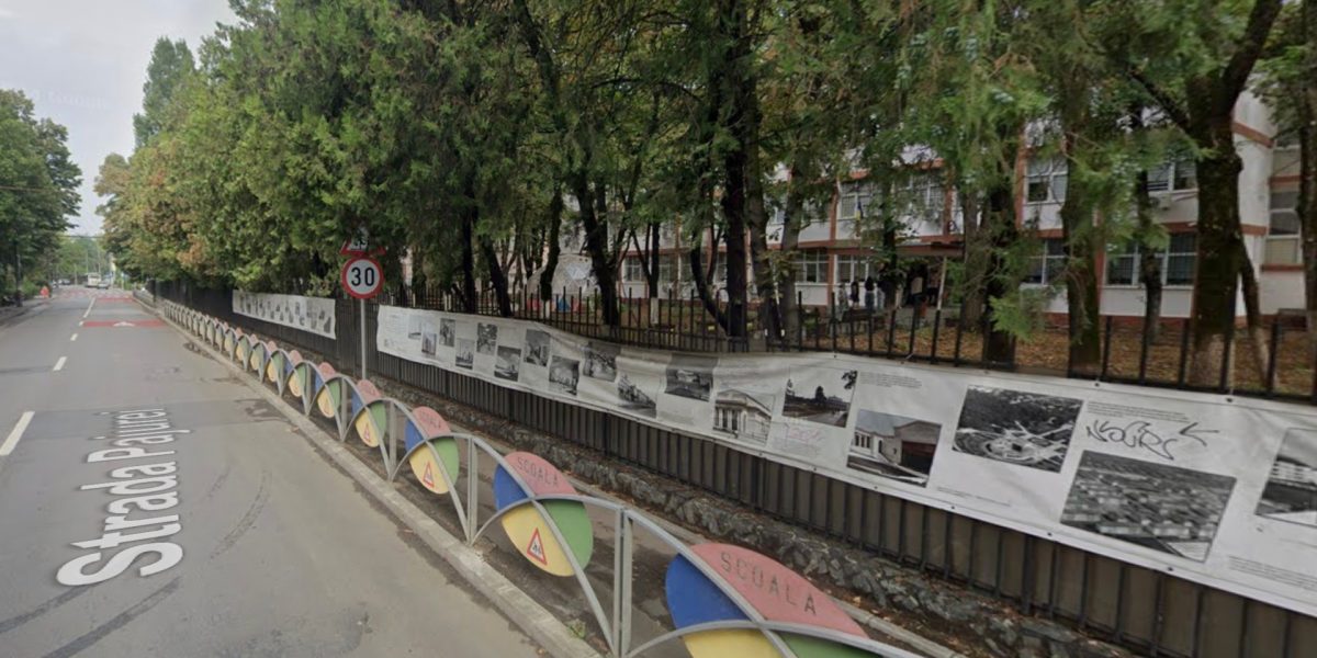 Brâncoveanu expune arta elevilor pe gardul liceului